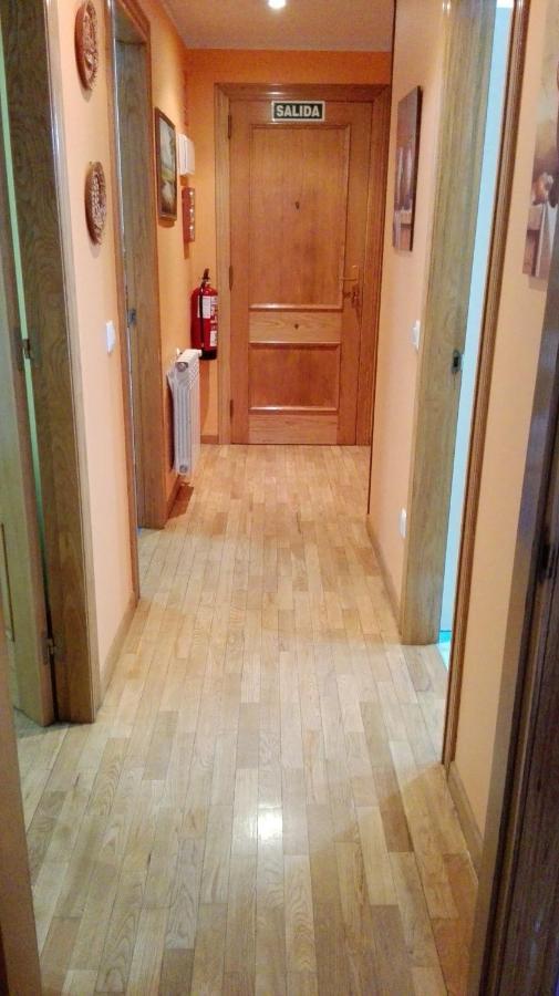 Amplio Loft Con Plaza De Garaje Apartment Onís Стая снимка